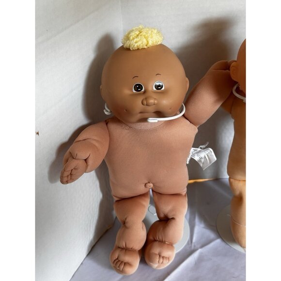 Vtg Cabbage Patch Kids Preemie Baby Dolls Lot Of 3 Has Flaws Needs TLC Paci READ - Picture 4 of 16